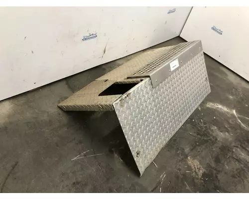 Paccar PX8 Exhaust DPF Assembly