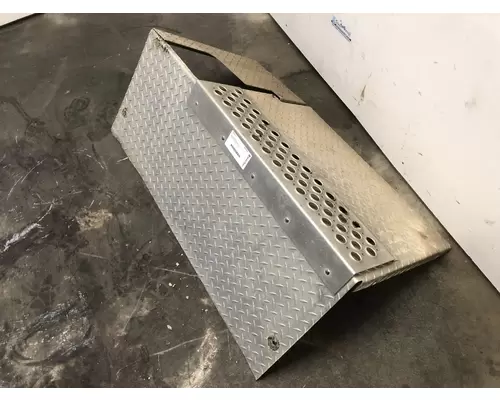 Paccar PX8 Exhaust DPF Assembly