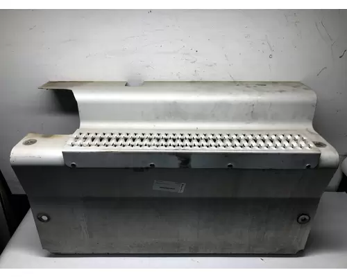 Paccar PX8 Exhaust DPF Cover