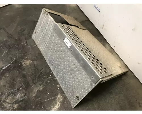 Paccar PX8 Exhaust DPF Heat Shield