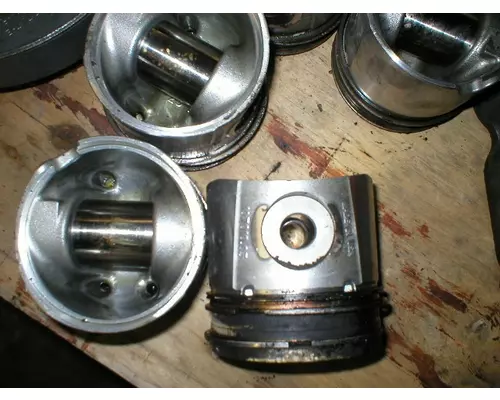 Piston PACCAR PX-6 Dales Truck Parts, Inc.