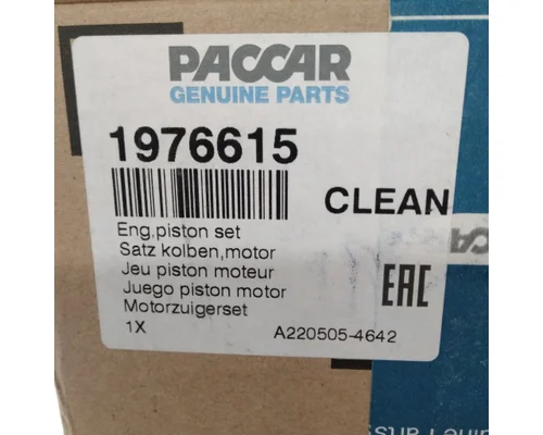 Paccar  Piston