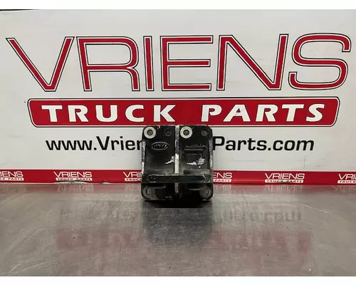 Brackets, Misc. PETERBILT  Vriens Truck Parts