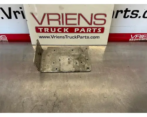 Brackets, Misc. PETERBILT  Vriens Truck Parts