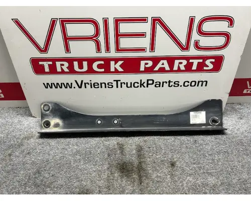 Brackets, Misc. PETERBILT  Vriens Truck Parts