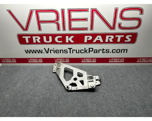 Brackets, Misc. PETERBILT  Vriens Truck Parts