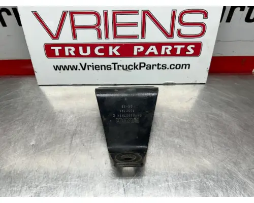 Brackets, Misc. PETERBILT  Vriens Truck Parts