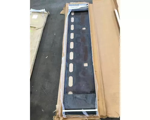 Bumper Assembly, Front Peterbilt  River City Truck Parts Inc.