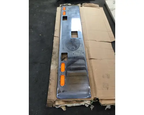 Bumper Assembly, Front Peterbilt  River City Truck Parts Inc.