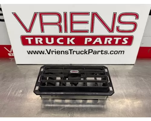 Door Vent Glass, Front PETERBILT  Vriens Truck Parts