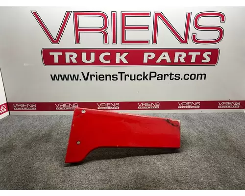 Fender PETERBILT  Vriens Truck Parts