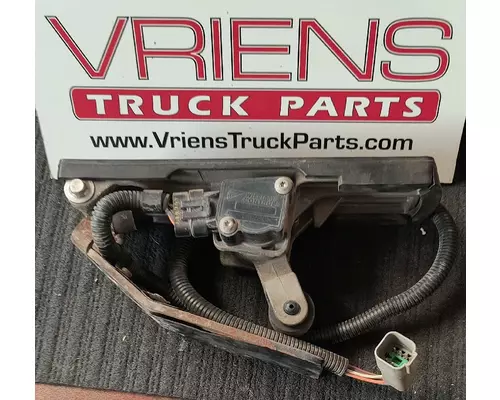 Brake / Clutch Pedal Box PETERBILT  Vriens Truck Parts