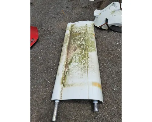 Skirt PETERBILT  Truck Salvage International Inc