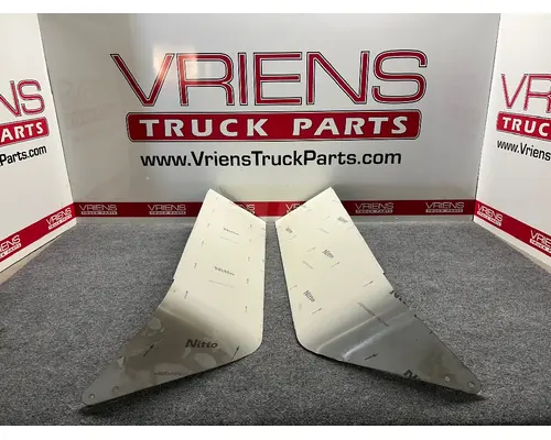 Sun Visor (External) PETERBILT  Vriens Truck Parts