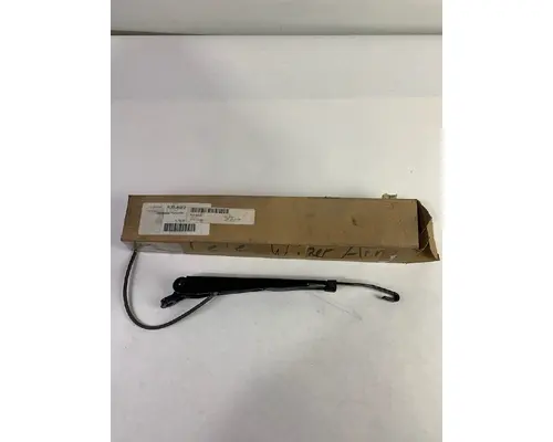 Windshield Wiper Arm PETERBILT  Hagerman Inc.