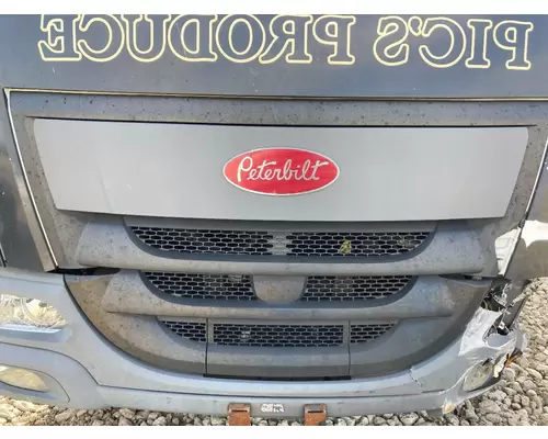 Grille PETERBILT 200 Vander Haags Inc Col