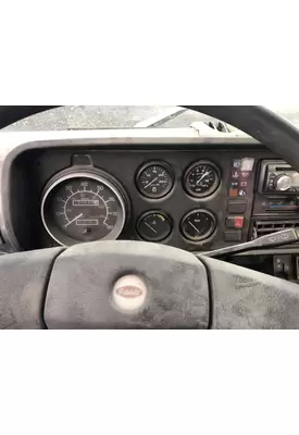 Peterbilt 200 Instrument Cluster