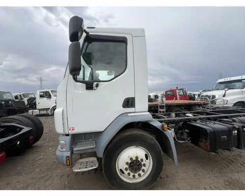Cab PETERBILT 210 DTI Trucks