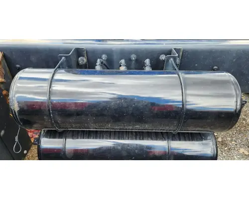 Air Tank Peterbilt 220 Complete Recycling Group LLC