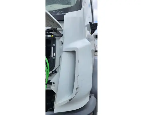 Peterbilt 220 Cowl