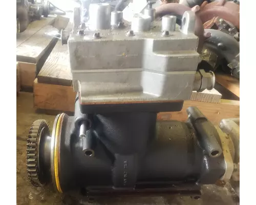 Air Compressor PETERBILT 320 High Mountain Horsepower