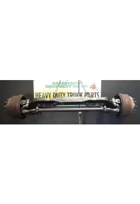 Peterbilt 320 Axle Assembly, Front (Steer)