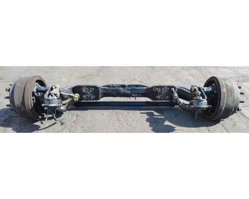 Peterbilt 320 Axle Assembly, Front (Steer)