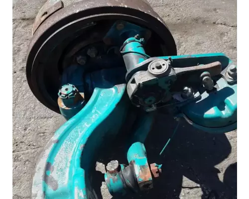 Peterbilt 320 Axle Assembly, Front (Steer)