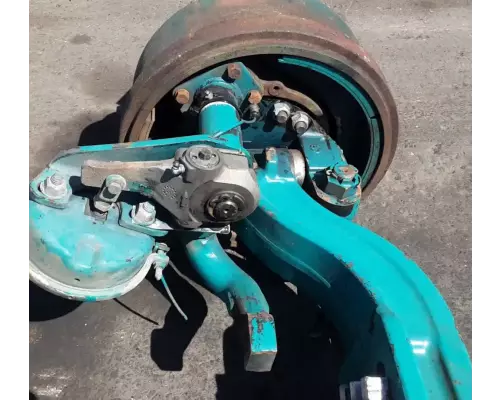 Peterbilt 320 Axle Assembly, Front (Steer)