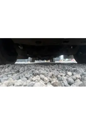 Peterbilt 320 Axle Assembly, Front (Steer)