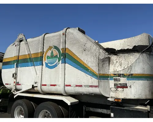 Body / Bed PETERBILT 320 Geco - Fresno