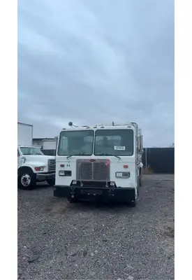 Peterbilt 320 Bumper Assembly, Front