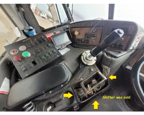 Peterbilt 320 Cab