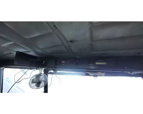 Peterbilt 320 Cab