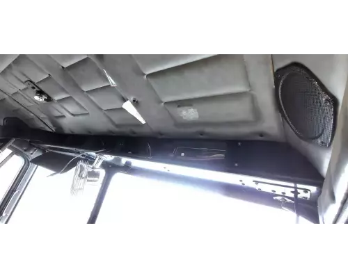 Peterbilt 320 Cab
