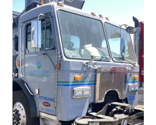 Cab Peterbilt 320 Garabedian Equipment Company