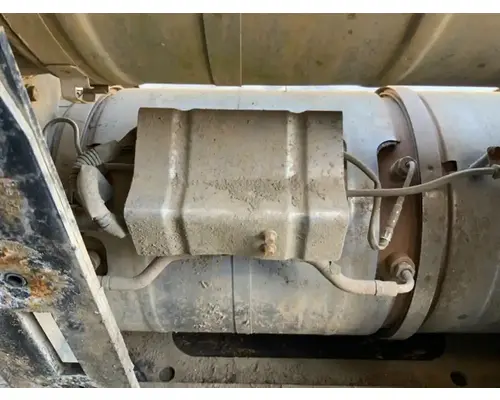 Peterbilt 320 DPF (Diesel Particulate Filter)