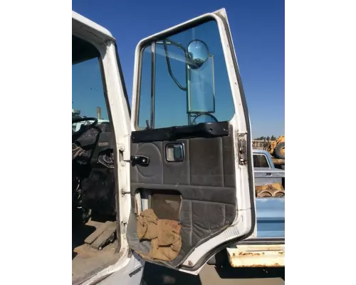 Peterbilt 320 Door Assembly, Front