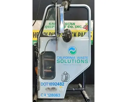 Door Assembly, Front PETERBILT 320 Geco - Fresno