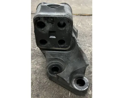 Engine Mounts PETERBILT 320 High Mountain Horsepower