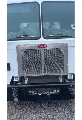 Peterbilt 320 Grille