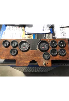 Peterbilt 320 Instrument Cluster