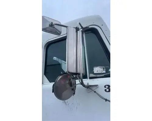 Peterbilt 320 Mirror (Interior)