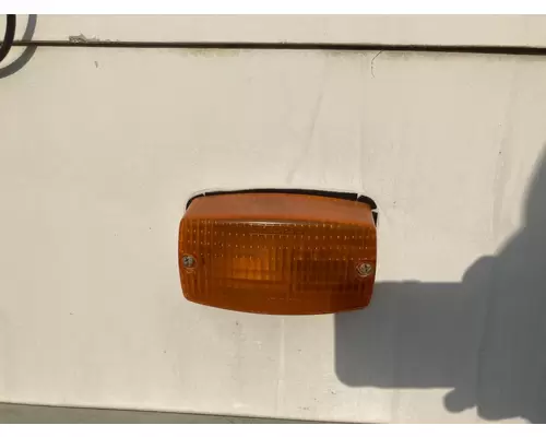 Peterbilt 320 Parking Lamp Turn Signal