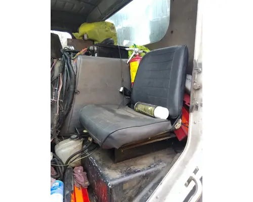 Seat, Front PETERBILT 320 LKQ Evans Heavy Truck Parts