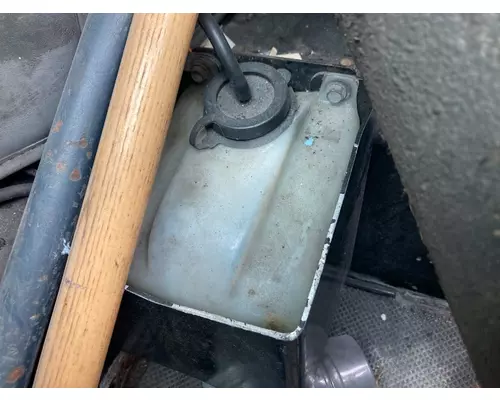Windshield Washer Reservoir Peterbilt 320 Vander Haags Inc Dm