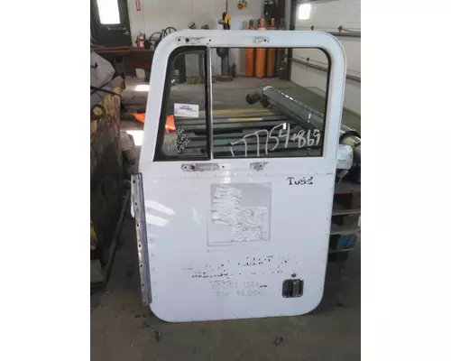 Door Assembly, Front PETERBILT 330 1995-2005 LKQ Thompson Motors - Wykoff