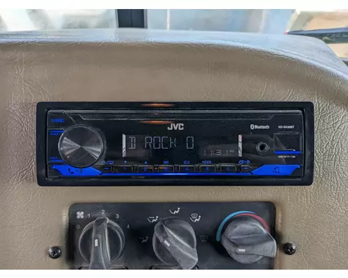 Radio Peterbilt 330 Vander Haags Inc Dm