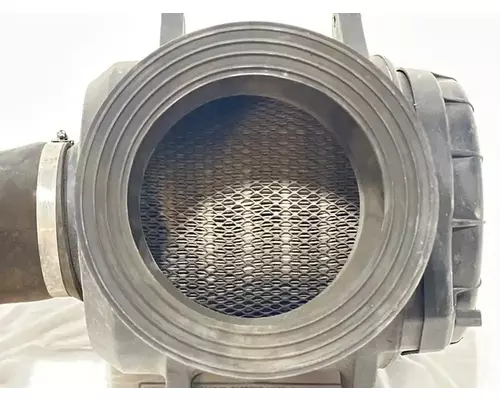 Peterbilt 330 Air Cleaner