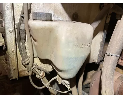 Peterbilt 330 Body, Misc. Parts